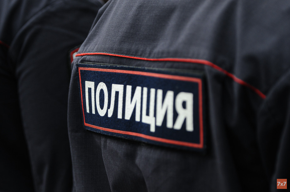 Архангельская полиция не нашла экстремизма в комментарии журналиста гостелеканала. Он предлагал стрелять по митингующим