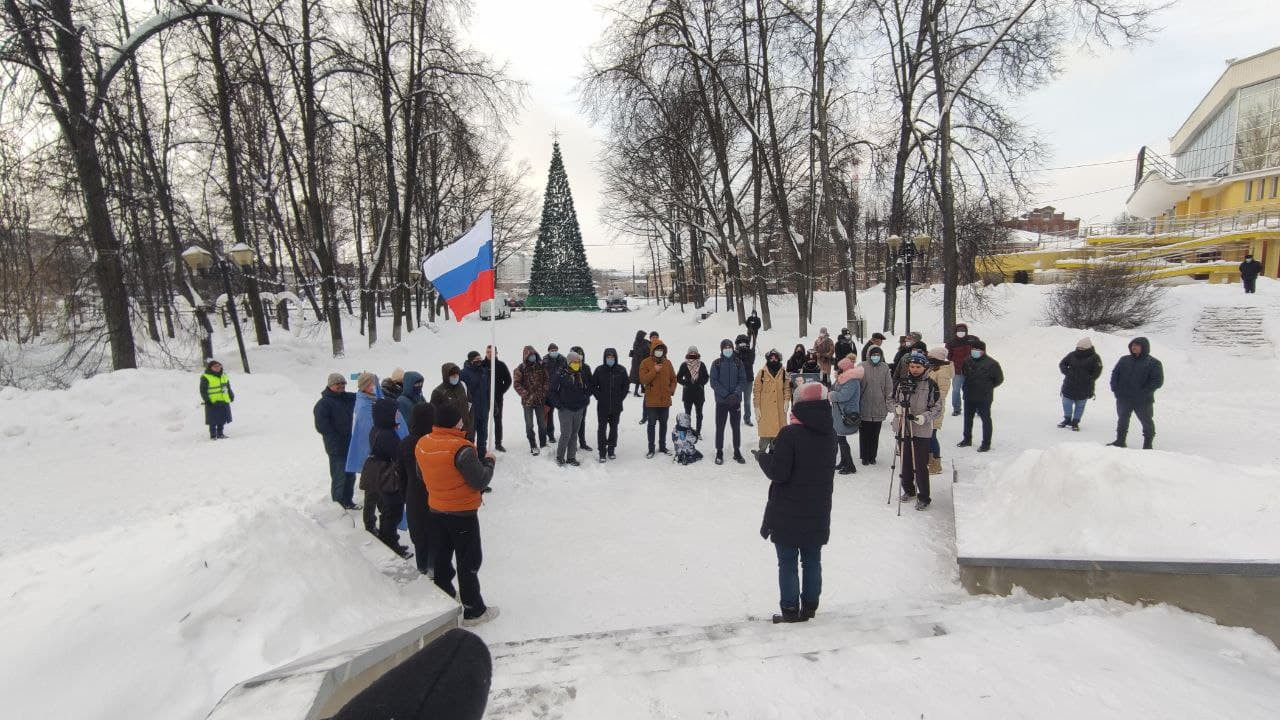 Ивановские активисты вышли на митинг в годовщину протеста в поддержку Навального
