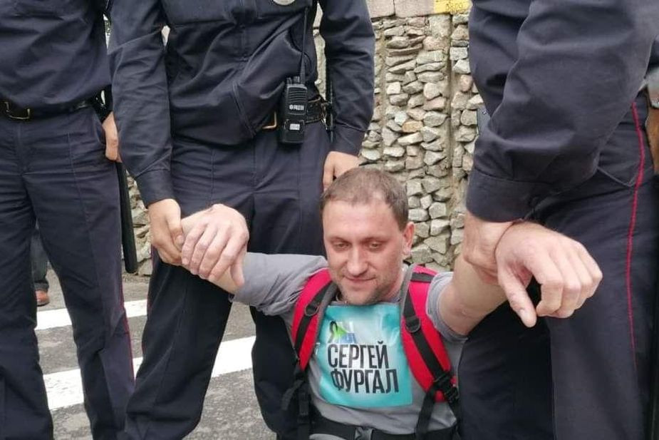 Орловского активиста оштрафовали за пикет солидарности с протестами в Хабаровске