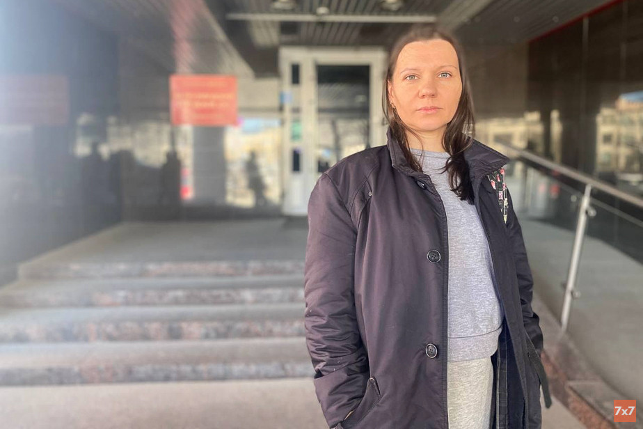 В Петрозаводске начался суд над многодетной матерью за репост записи в поддержку Навального