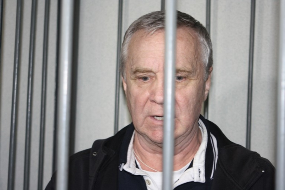 Осужденный экс-мэр Рязани Валерий Рюмин прокомментировал отказ в условно-досрочном освобождении. В скопинской колонии его признали «злостным нарушителем режима»