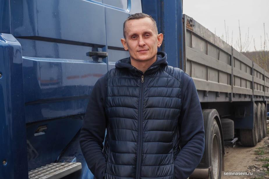 «Говори, за сколько Родину продал?» В Рязани на акции 31 января силовики избили гражданского активиста Алексея Борисова